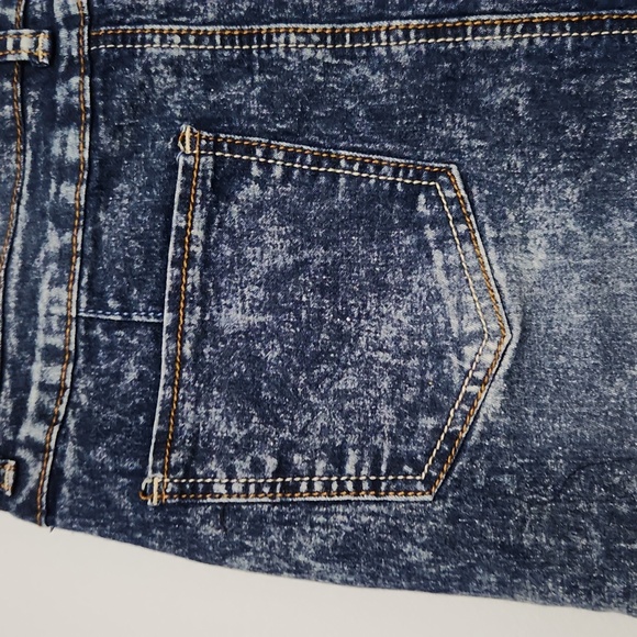 Acid-Wash Denim Skirt - Picture 5 of 6